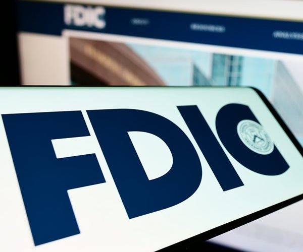 Bank Stocks Plunge in Europe, Asia