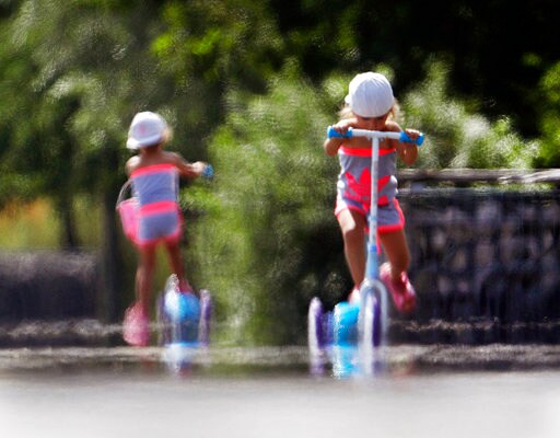 German Farmers, Nature Suffering from Unusual Heat Wave