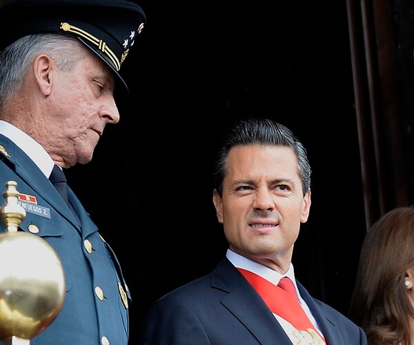 US Detains Mexico's Ex-Defense Minister on DEA Warrant