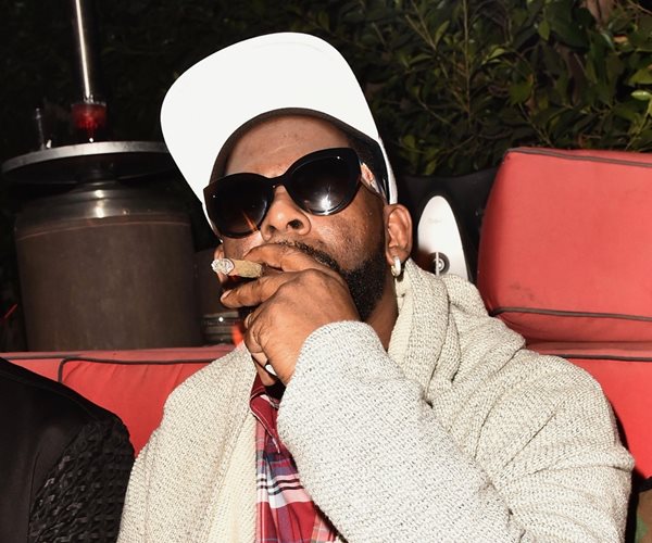 R Kelly Charged With 10 Counts of Aggravated Sexual Abuse