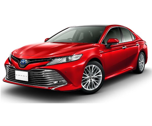 Toyota Forecasts Record Profit on Trump Tax Cut, RAV4 Sales