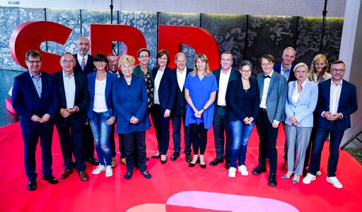 Would-be German Center-left Leaders Embark on Stump Tour