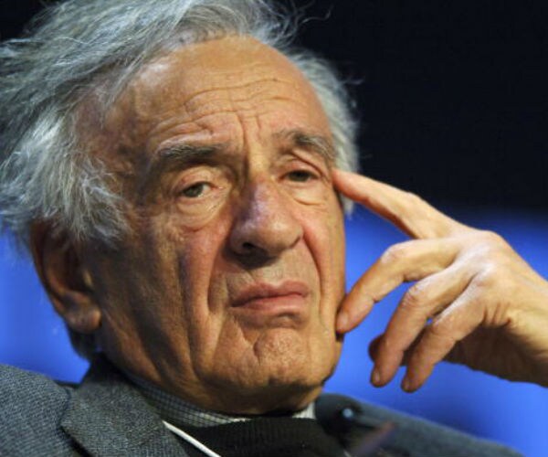 Romania Police Probe Anti-Semitic Graffiti at Elie Wiesel Home