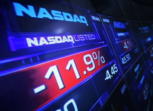 Guggenheim's Minerd: Nasdaq to Tumble Another 13, Fall Below 3,800