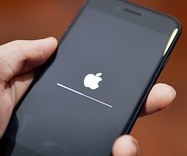 Outbreak to Hit iPhone Output If China Extends Foxconn Factory Halt