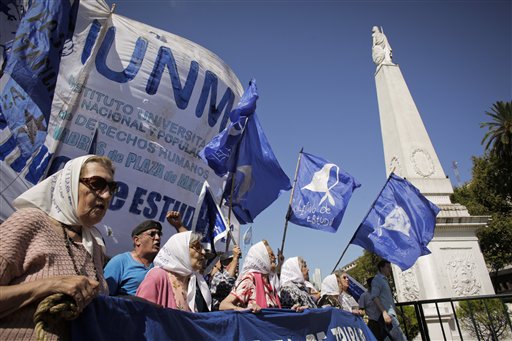 The Latest: Obama Leaves Buenos Aires, Heads to Bariloche