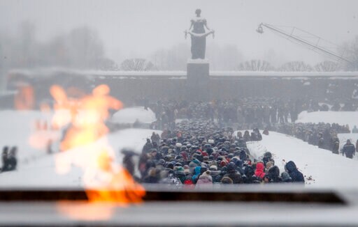 Russian Parade Marks 75 Years since WWII Siege of Leningrad