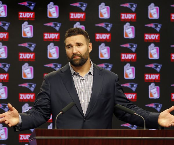 Patriots' Defensive Stalwart Ninkovich Retires