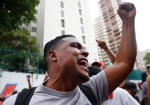 Venezuela's Rival Factions Rally as Power Struggle Persists