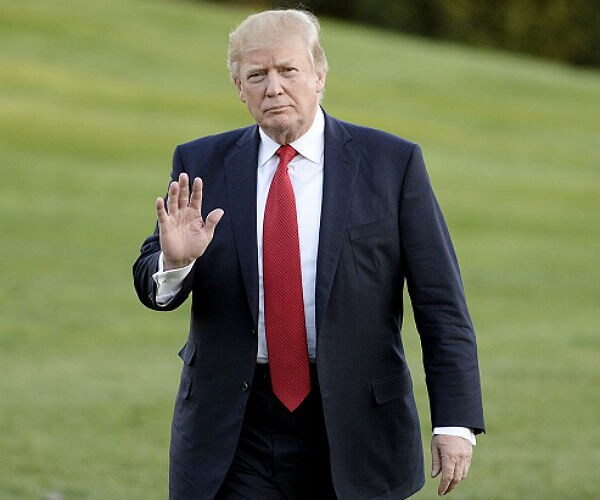 Trump to Hold White House Passover Seder