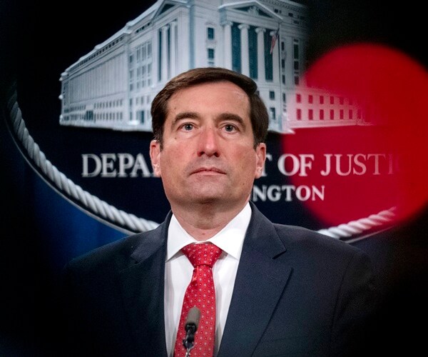 Top Justice Dept. Security Official Leaving After Leaks Reports