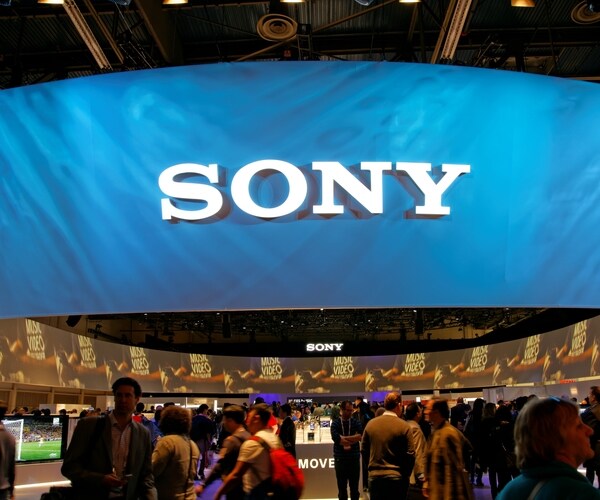Sony Surges as Analysts Say Profit May Reach Highest Since 1998