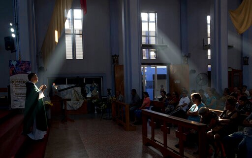 Pope Visit to CentAm Highlights Church Ministry to Migrants