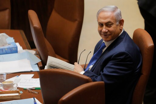 Israel's Embattled PM Holds off on Early Elections, for Now