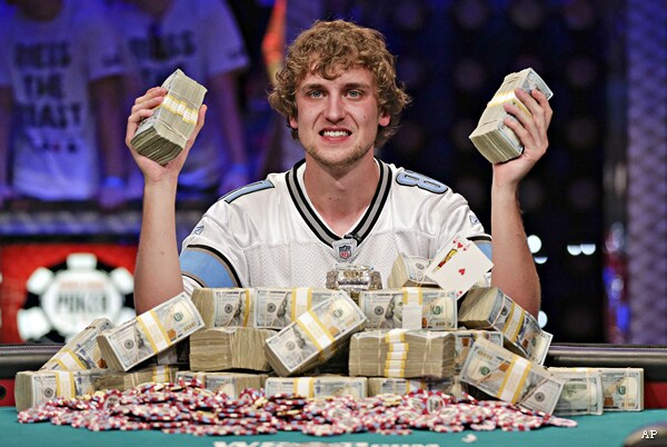 Ace-King of Hearts Wins $8.4M World Series of Poker for Ryan Riess ...