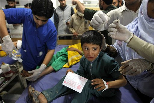 Death Toll Reaches 311 in Quake-hit Pakistani, Afghan Areas