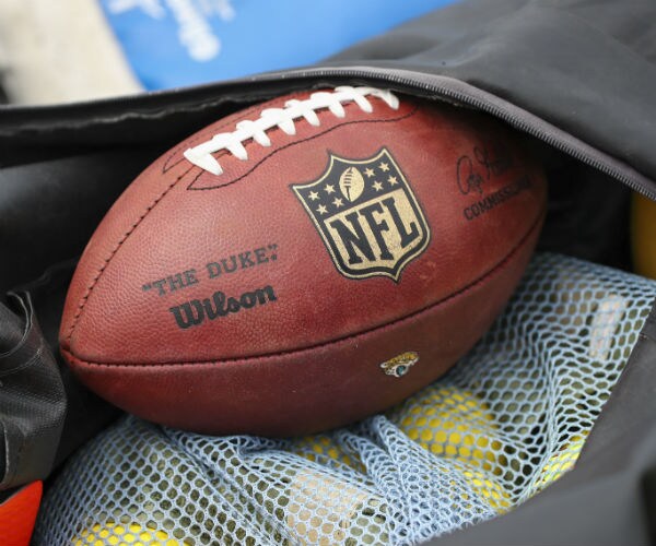 Members of Football Hall of Fame Champion Their Causes | Newsmax.com