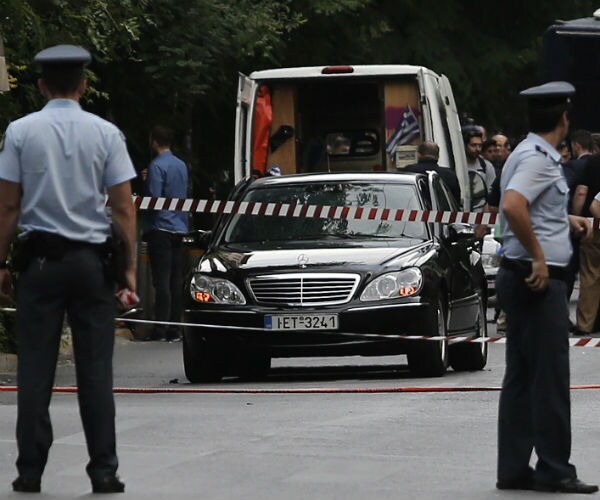 Greek Ex-Premier Lucas Papademos Wounded in Athens Blast