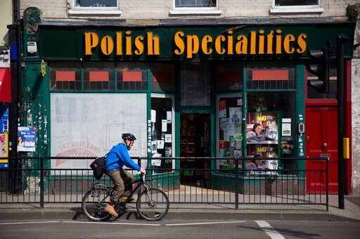 Report Urges UK to Lift Cap on Skilled Migrants after Brexit