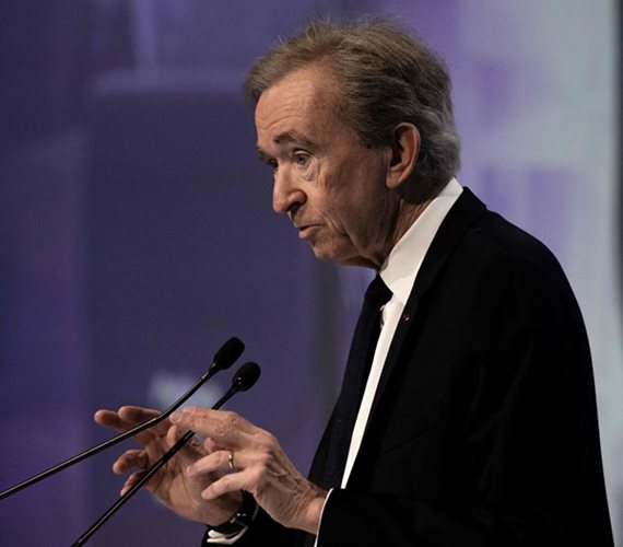 LVMH in Talks to Sponsor 2024 Paris Olympics