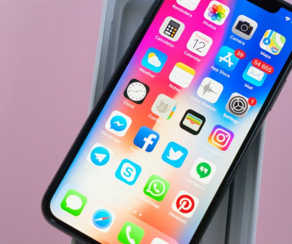 Report: Feds Likely Can Unlock Every iPhone on the Market