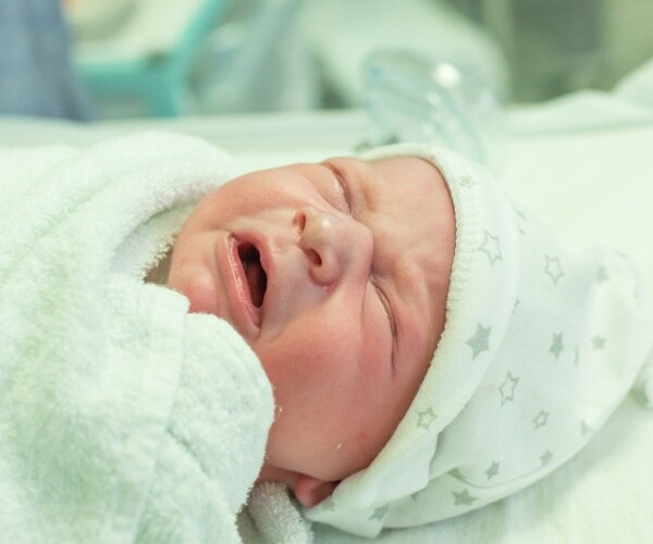 Ally Bank Offers $250 in Savings to Any Baby Born This New Year's Eve