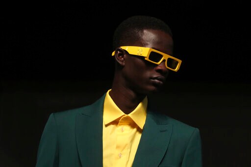 Amid Transport Chaos, Paris Mens' Fashion Shows Get Underway