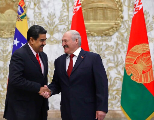 Venezuelan President Visits Belarus, Discusses Military Ties