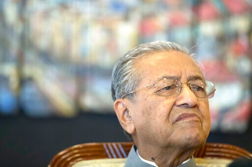 Malaysian PM Says No Timetable for Handing over Power