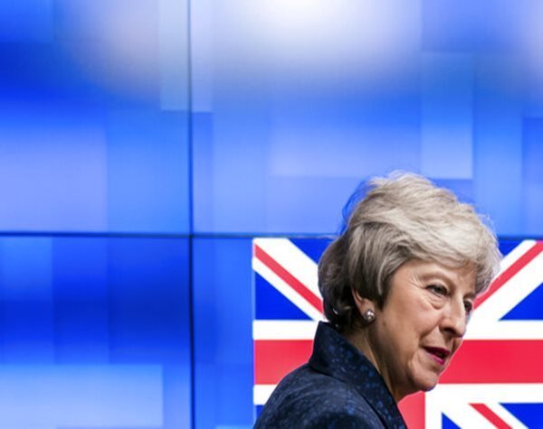 May Urges UK Lawmakers: Give Me More Time to Get Brexit Deal