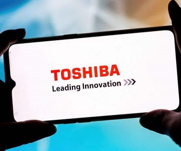 Toshiba Plans to Split into Three but Rejects Calls to Go Private