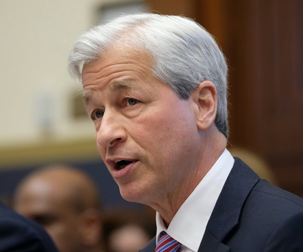 CEOs Warn NY Tax Hikes Could Derail Big Apple Recovery