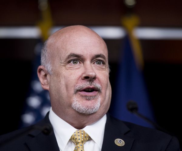 Democrats All Show, No Go on 'Abolish ICE'