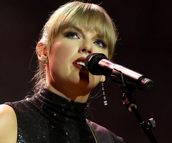 Congress Wants Briefing From Live Nation on Taylor Swift-Ticketmaster Fiasco