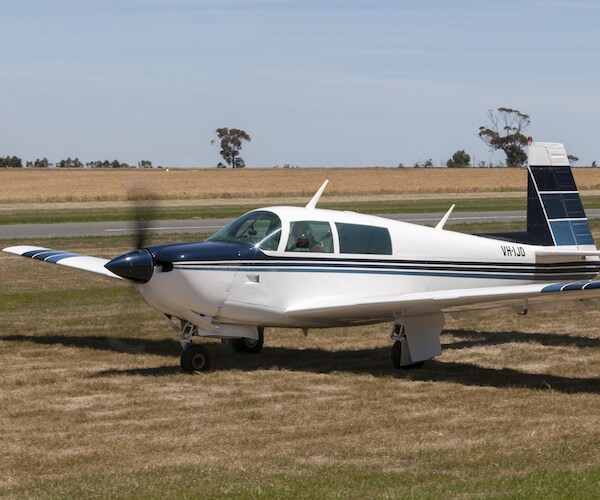 Palo Alto Plane Crash Kills Pilot, Injures Mother, Daughter