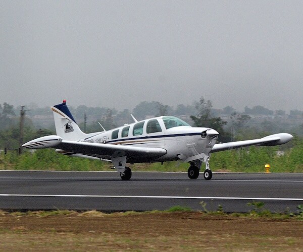 Texas Businessman Finds Cellphone That Fell From Plane