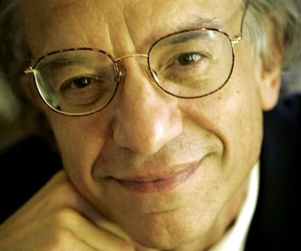 Jeremy Siegel 'Not Predicting a Big Rally' for Pricey Stocks