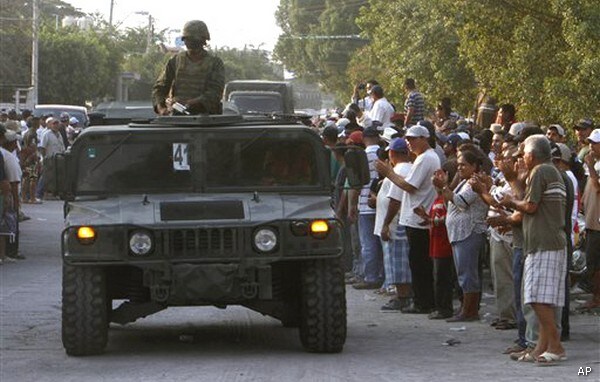 Mexican Town Beseiged by Drug Cartel Cheers Soldiers' Arrival