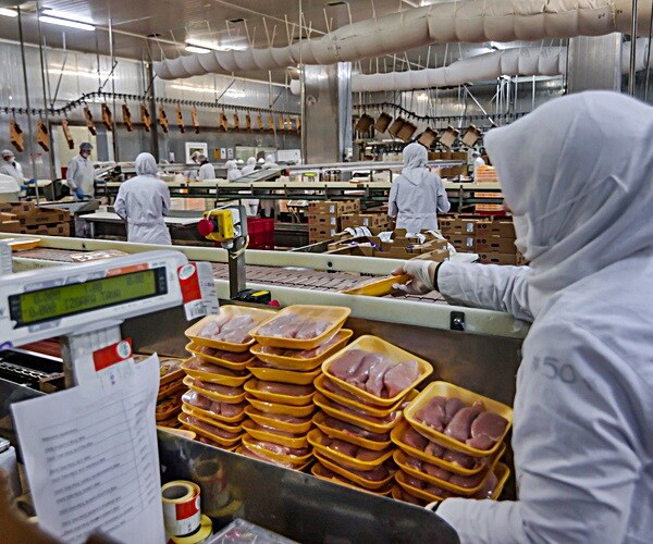 Meat Workers Starting to Quit With Plants Reopening