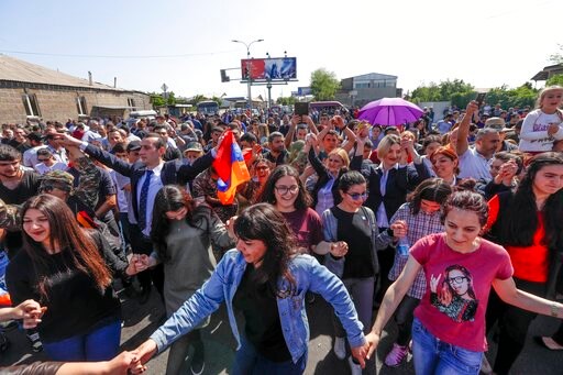 Opposition Protesters Block Armenia's Main Airport