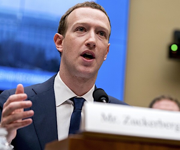 Facebook's Zuckerberg Questioned by FTC Investigators