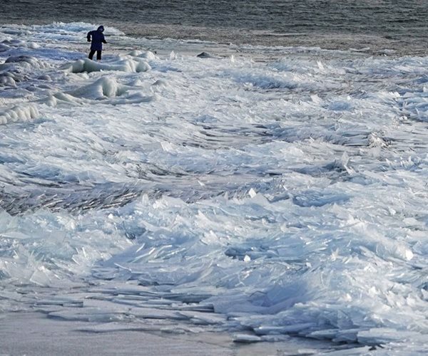 Parts of Northern US Shut Down, Part of Wild Day of Weather