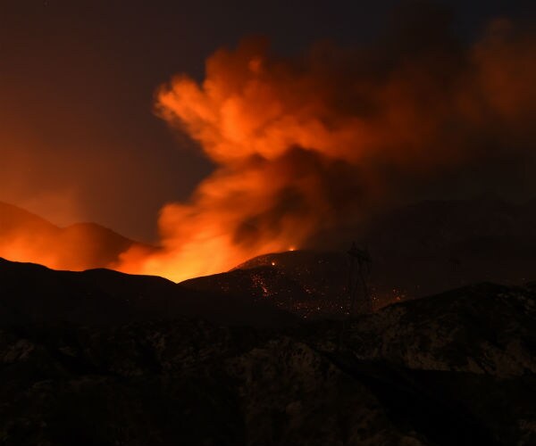 Military to Deploy 200 Soldiers to Battle California Wildfires