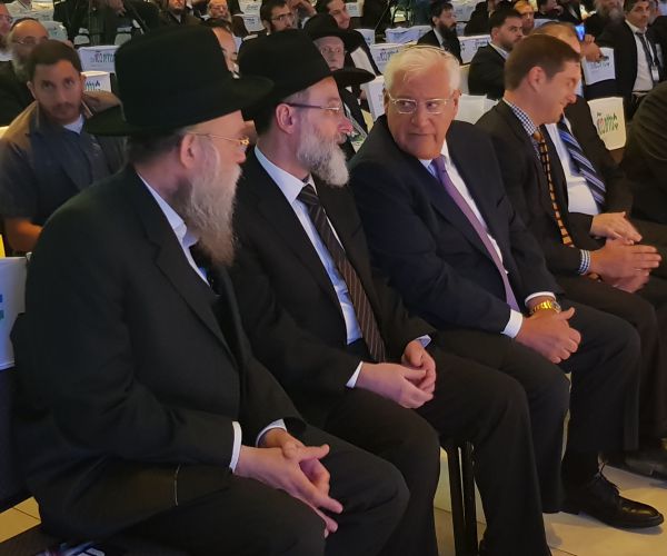 Opinion: Dirshu Founder Gifts Sacred Books to Ambassador David Friedman