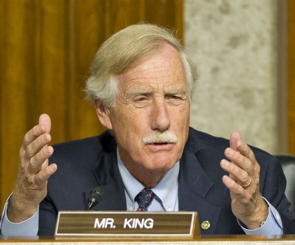 Sen. Angus King Asks Trump to Conduct 'Bridge Building' in Speech