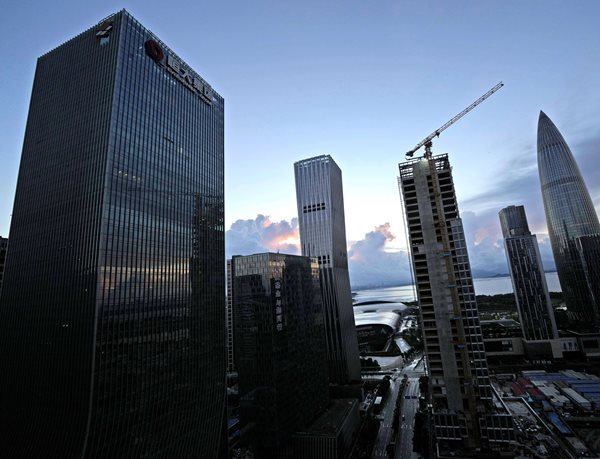 Chinese Authorities Meet Banks as Homebuyers Boycott Mortgages