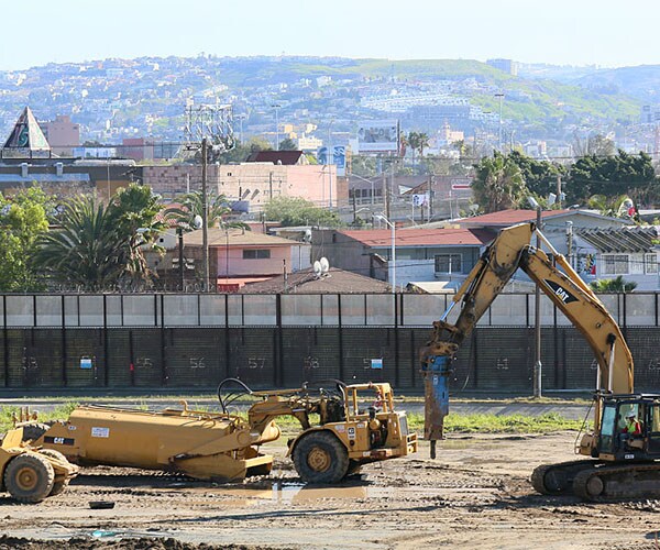 Trump's Wall Supporters Should Invest in Construction