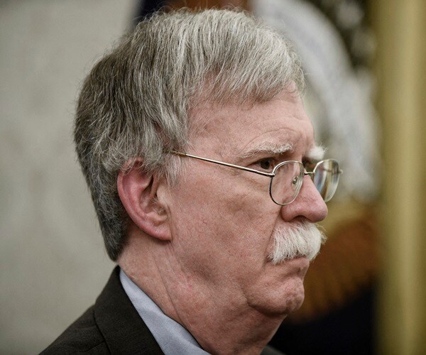 Bolton: 'Remarkable' Trump Says He Wasn't Briefed on Russia