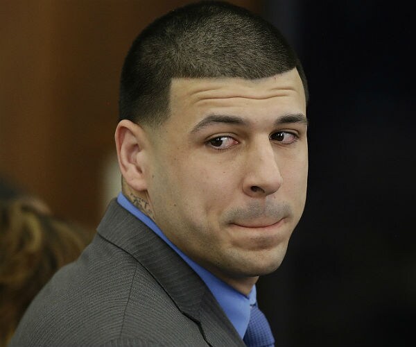 Researchers to Look for CTE Evidence in Aaron Hernandez's Brain