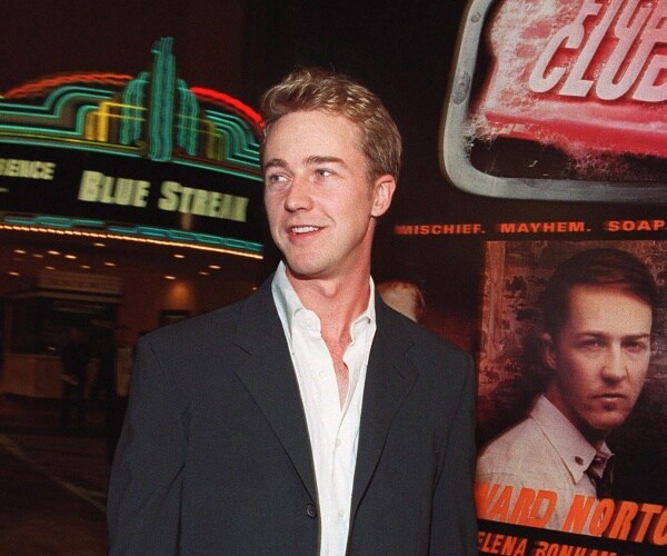 Original 'Fight Club' Ending Restored in China